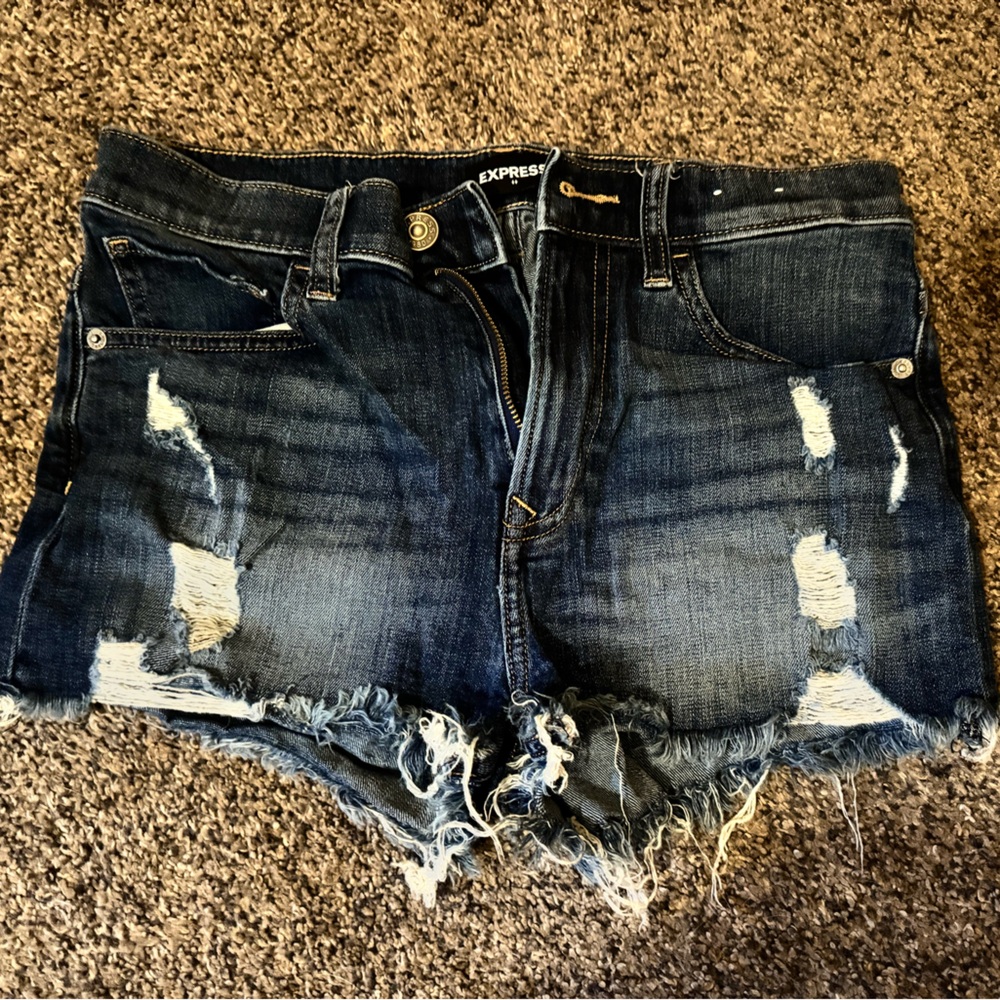 Express blue Jean shorts high waisted size 6